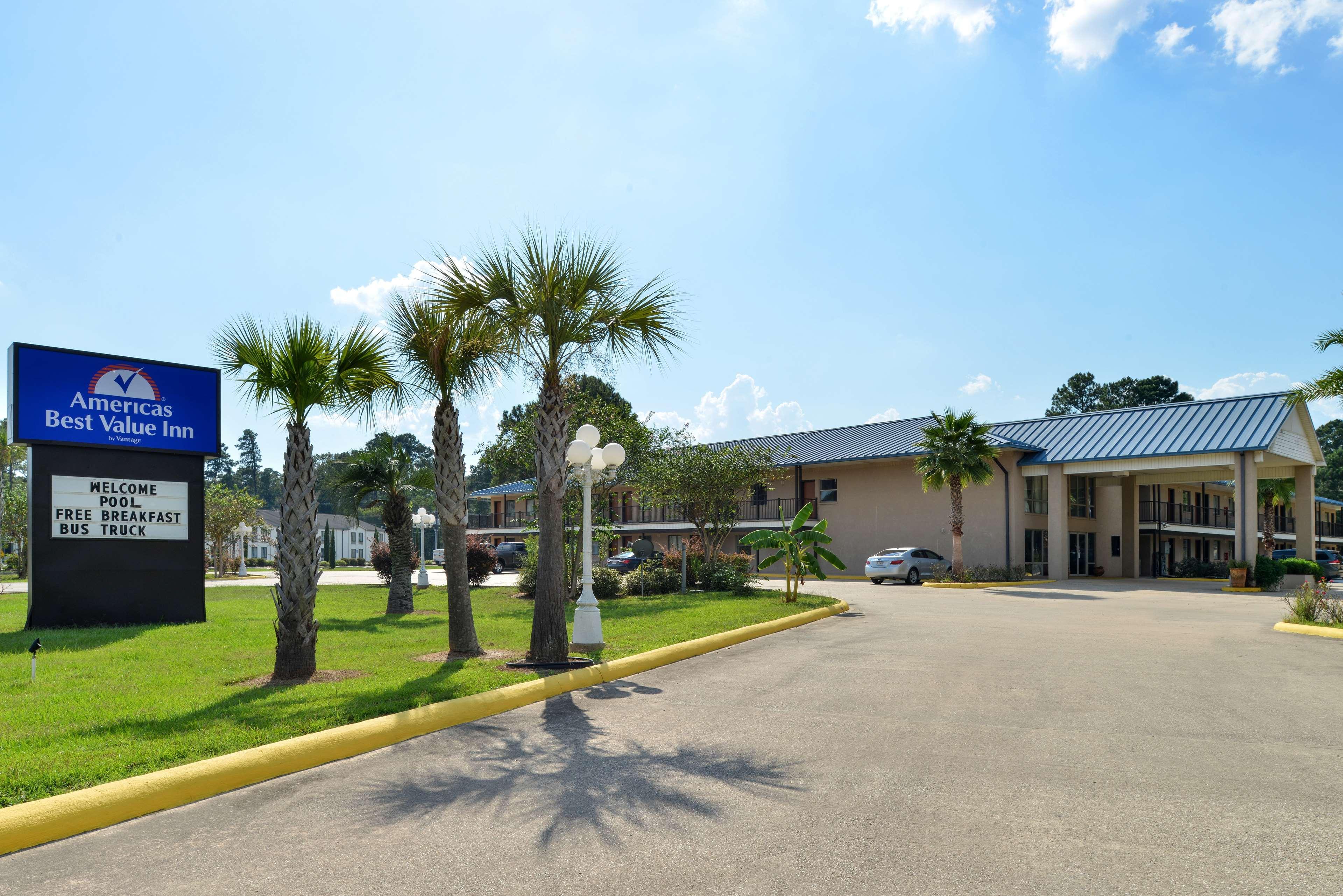 Vila Gale Cabo Cabo de Santo Agostinho Dış mekan fotoğraf An AmericInn in Gulfport, Mississippi