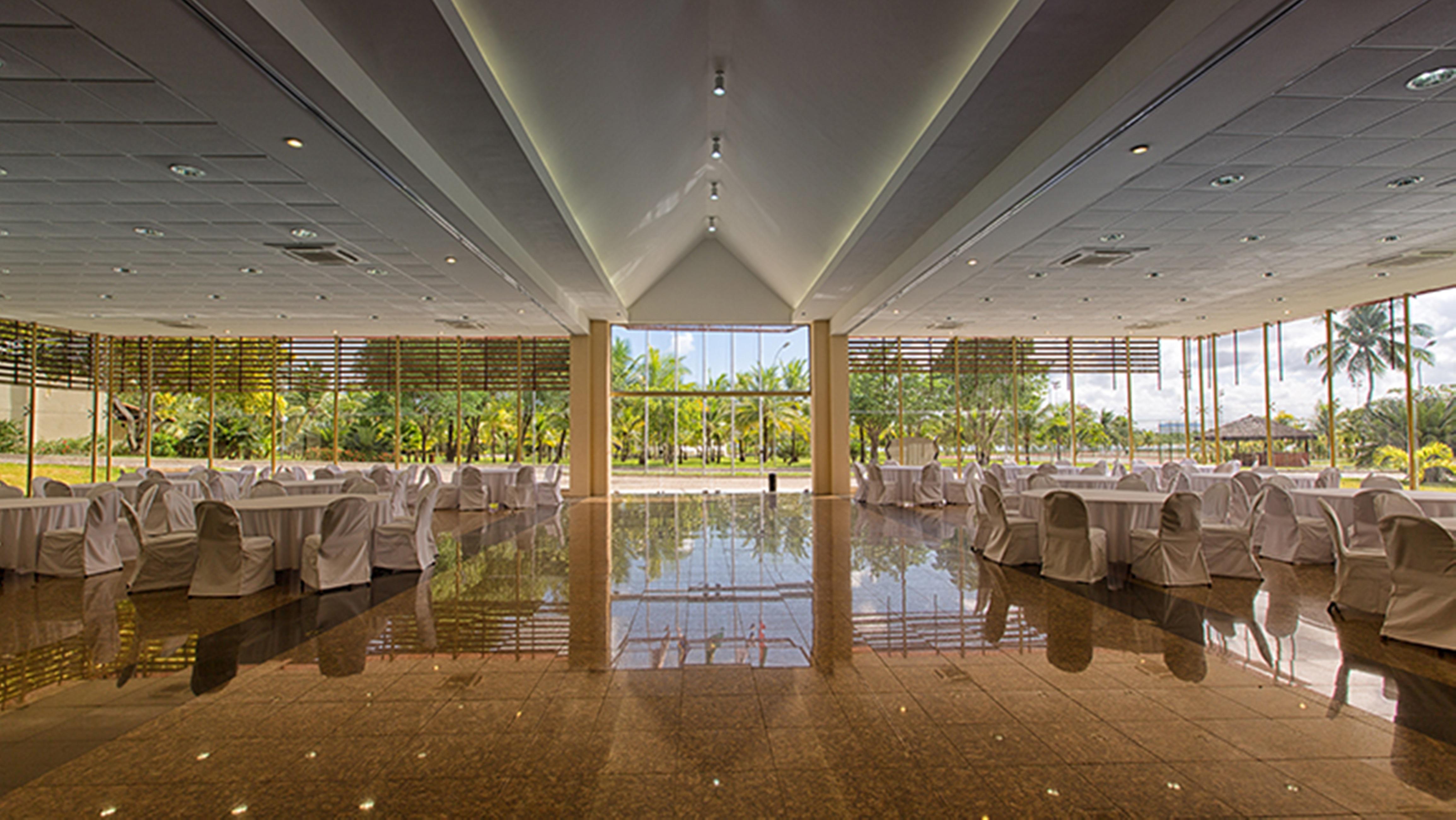 Vila Gale Cabo Cabo de Santo Agostinho Dış mekan fotoğraf The interior of the ballroom