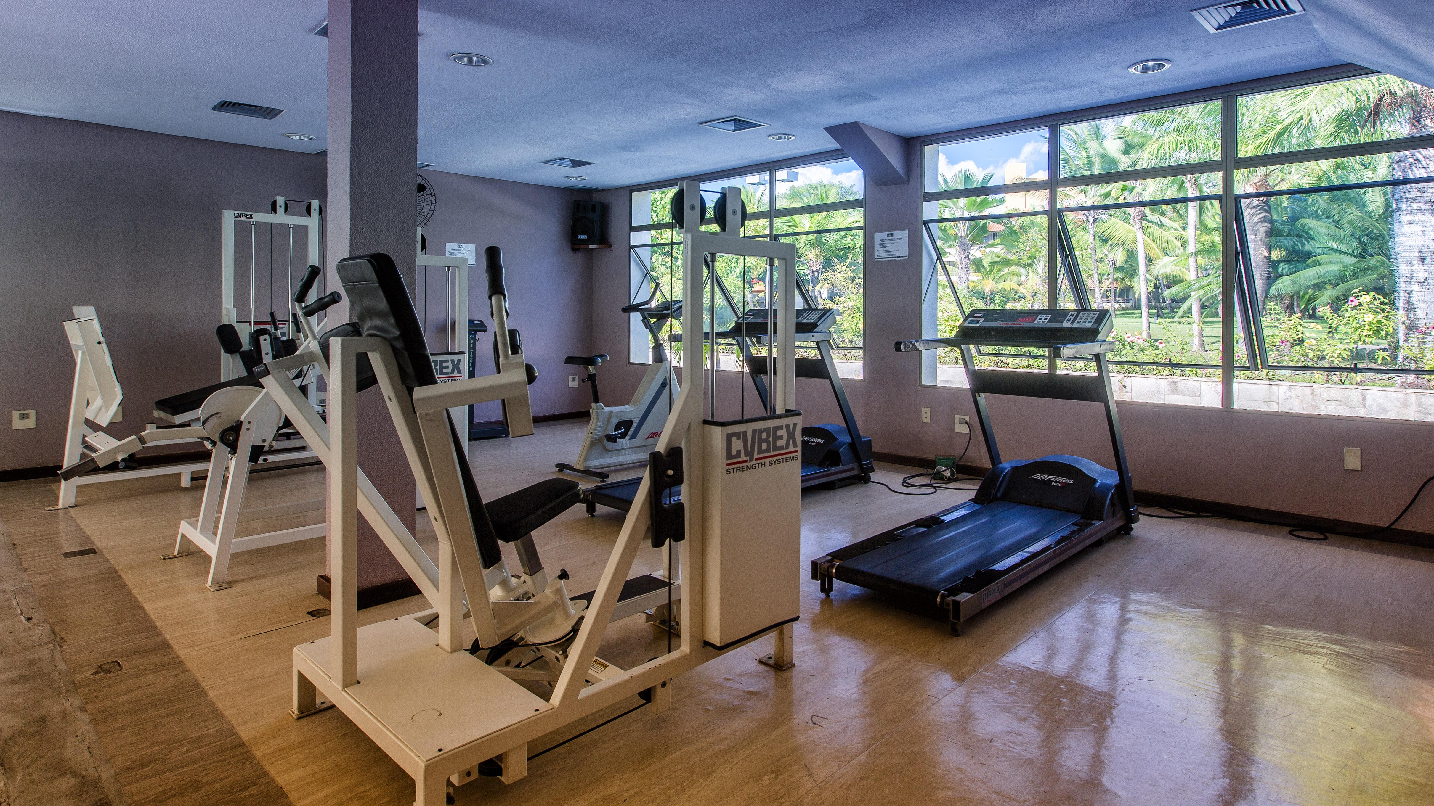 Vila Gale Cabo Cabo de Santo Agostinho Dış mekan fotoğraf The gym at the hotel